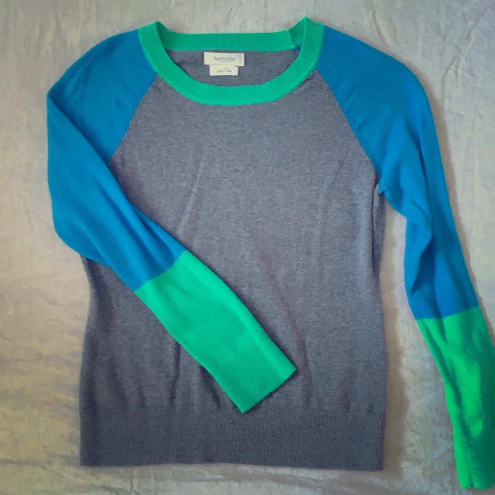 VanHeusen Sweater